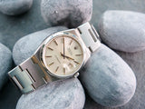 Rolex Oysterquartz ,first generation ,box and papers